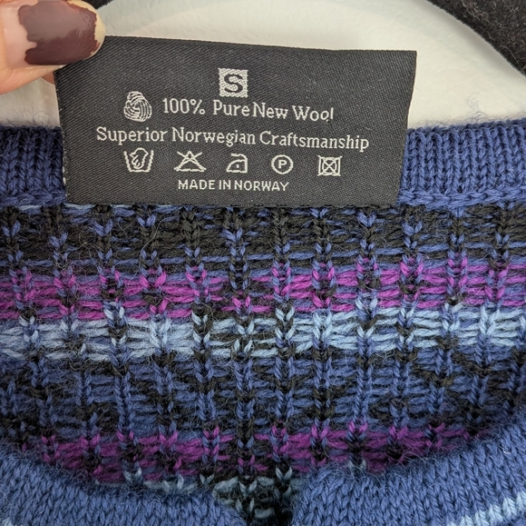 Dale Of Norway Casual Collection 100% New Wool Floral Cardigan Sweater Size S - Picture 5 of 9